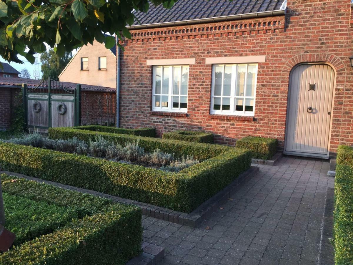 Villa 't Hagerhuys Maaseik Exterior foto